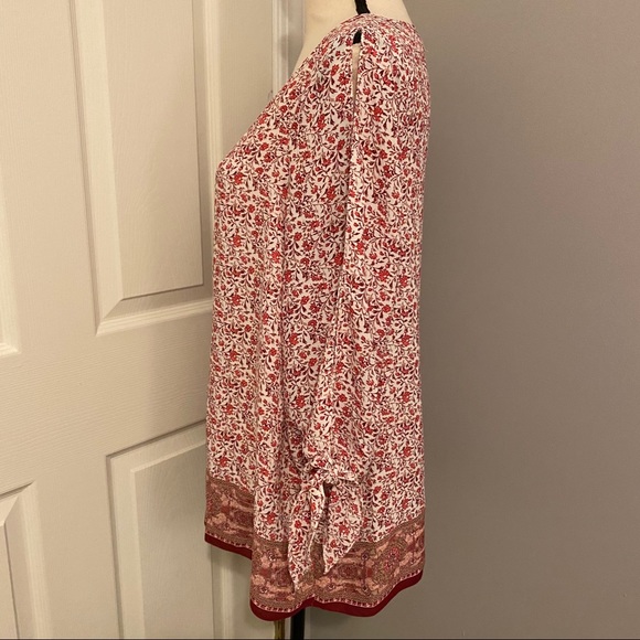 MAX STUDIO Floral/Handkerchief Print Tie Blouse - Picture 9 of 14